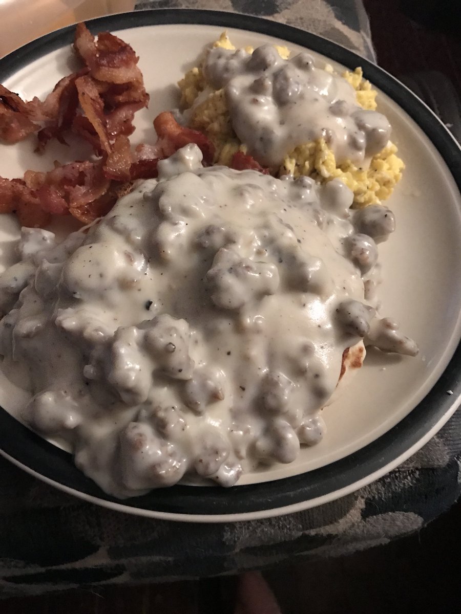 JaysonVance's tweet photo. I do three things well.  I shoot.  I drink.  I cook. https://t.co/CDn11IB9Jx