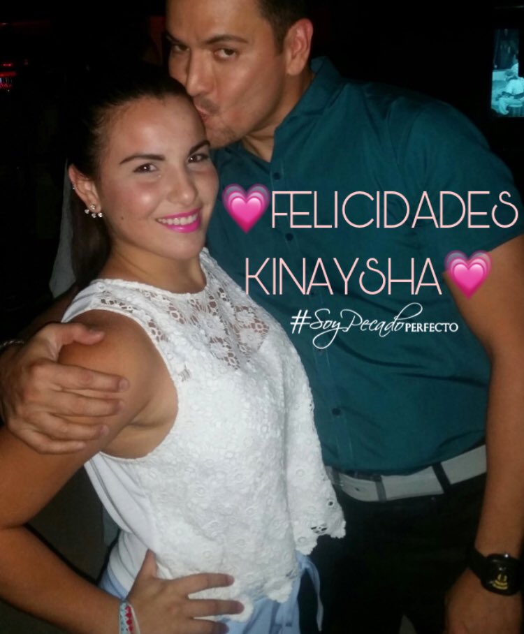 FANSPECADOPVM's tweet photo. El día de hoy queremos felicitar a una persona muy especial @kinaysha_ruiz
De parte de toda la familia Pecado Perfecto Te mandamos un fuerte abrazo
#FelizCumpleaños eeeh! #Rose #MaRiok #bembon https://t.co/QUZIDNSHbf