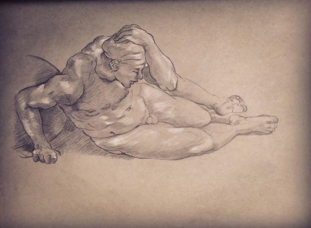 WillPalmerArt's tweet photo. Study of a Raphael drawing of a nude male figure, on grey paper. #renaissance #raphael #raphaeldrawings #masterdrawings #anatomy #nudedrawing #florenceart #art #artist #figuredrawing #sketch #sketchbook #londonartist #londonart #pencils #pencilonpaper #o… https://t.co/tjmm3U8HW5 https://t.co/uDV41NaE06