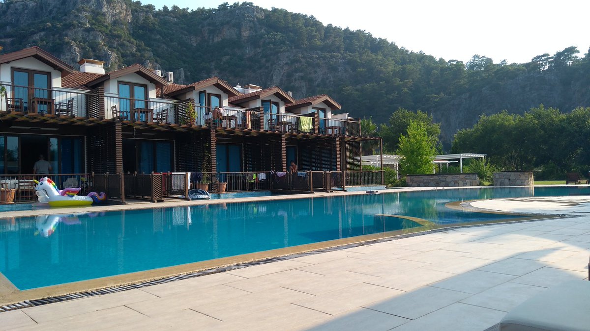 The Sun sets at Aydos Suites
Aydos Suites'te gün batımı
#dalyan #hotel #apartments #otel #holiday #vacation #tatil #mugla #mediterranean