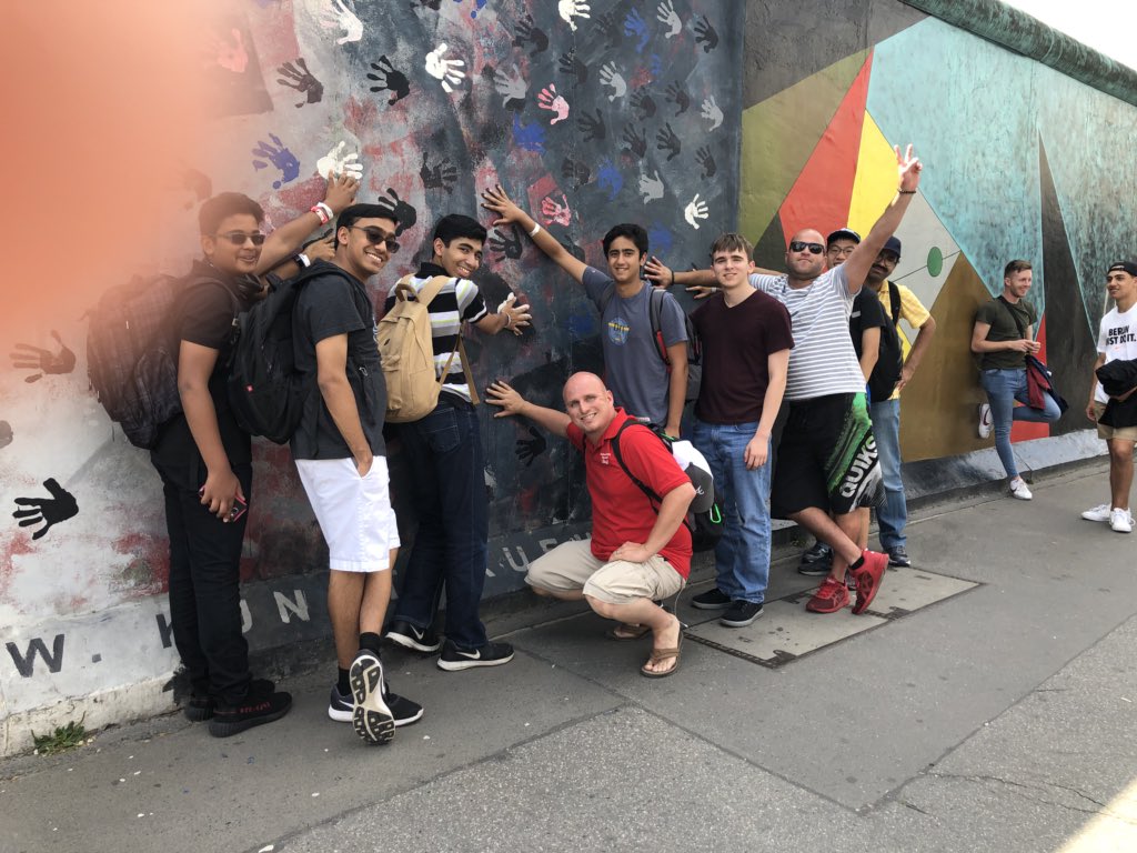 HistoryOlympiad's tweet photo. IHO and IGB participants and parents checking out the East Side Gallery in Berlin. https://t.co/nOvGPJ62vk