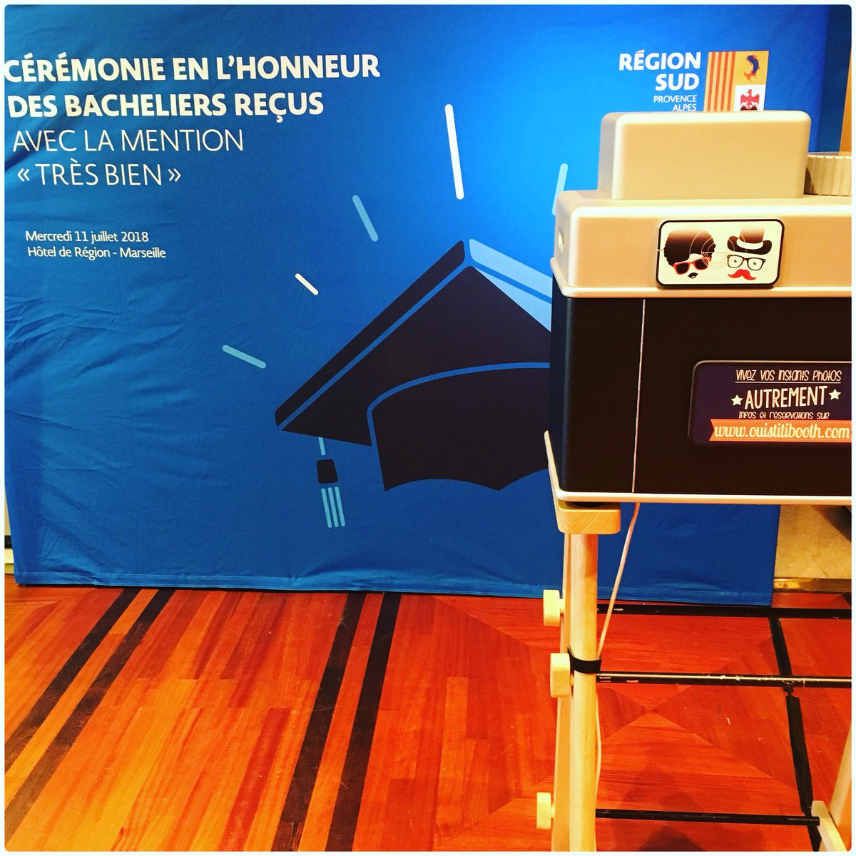 ouistitibooth tweet media