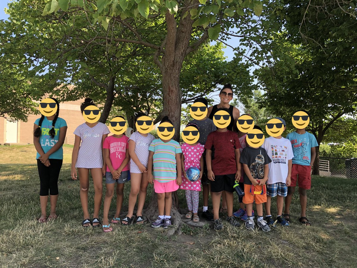 bvKCira's tweet photo. We had the best time at our kindergarten mid-summer meetup! We’re hoping to have one more before the school year kicks off! Lots of us will be at different schools next year, so we are soaking up this time together! ❤️ #oteconnect #kindergartentreasures https://t.co/c4hcVGxs9P
