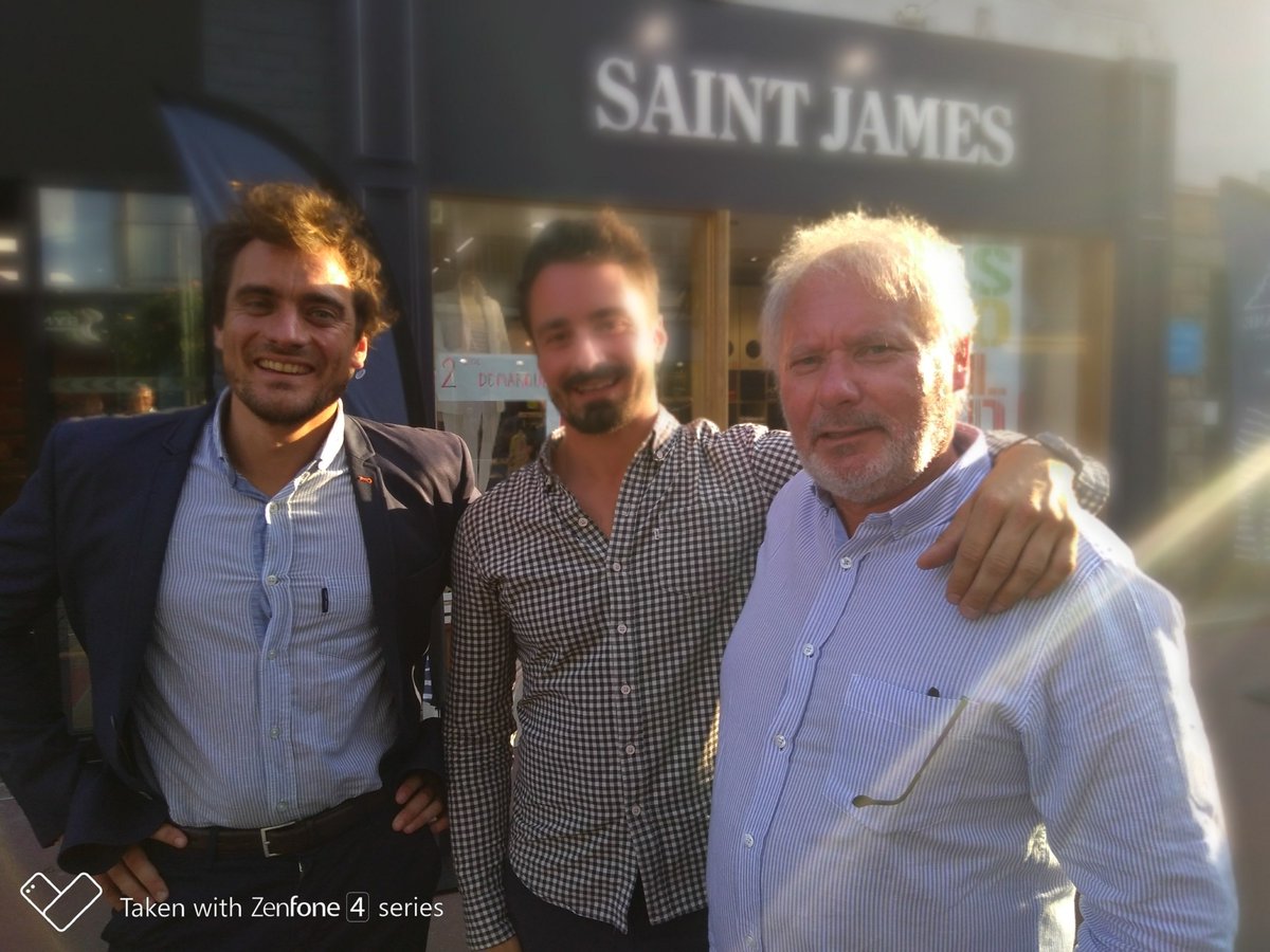Vendredi dernier a eu lieu l'inauguration de la boutique de notre partenaire Saint James à Lorient. Merci à Nicolas Barthe, Jean-Marc Loyer et Anne Rathier pour cette belle soirée ! Bon vent à vous ! 
#partenaire #SaintJames
