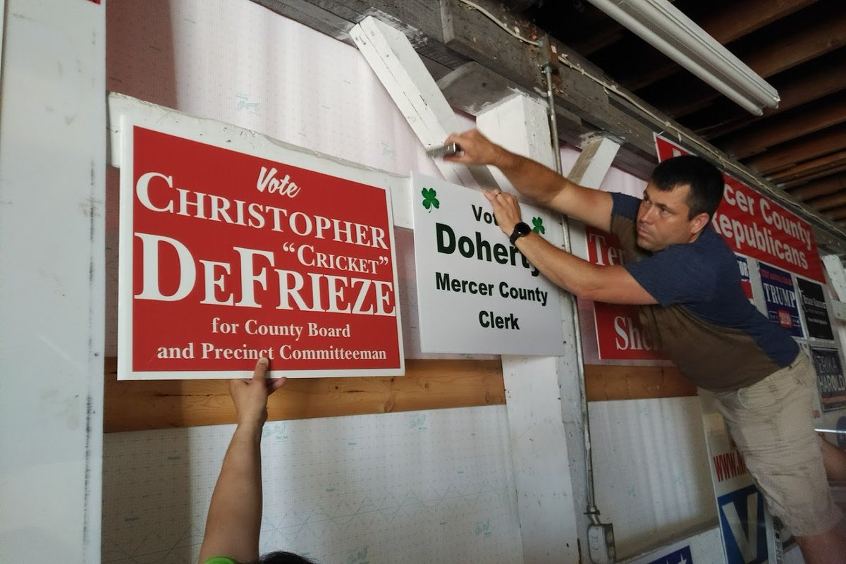 BigBlackBoxxx's tweet photo. Our hard-working #sheriff candidate, Dusty Terrill, is seen assisting fellow #Republicans in setting up our booth in the Merchants Building for this week's #MercerCountyIL #Fair. Come out and meet our #candidates this evening! https://t.co/q0smlWIFhl