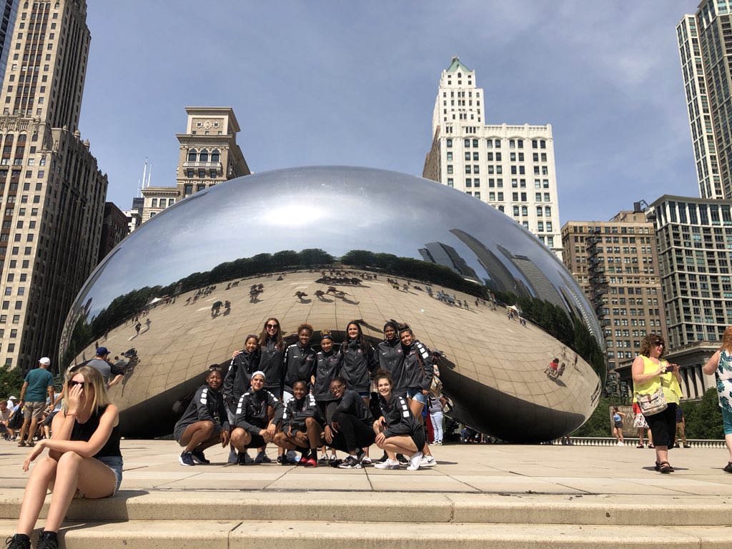 mabella04's tweet photo. Team O U14 taking in The Bean in Chicago @OBABBall https://t.co/xZZtGg14fO