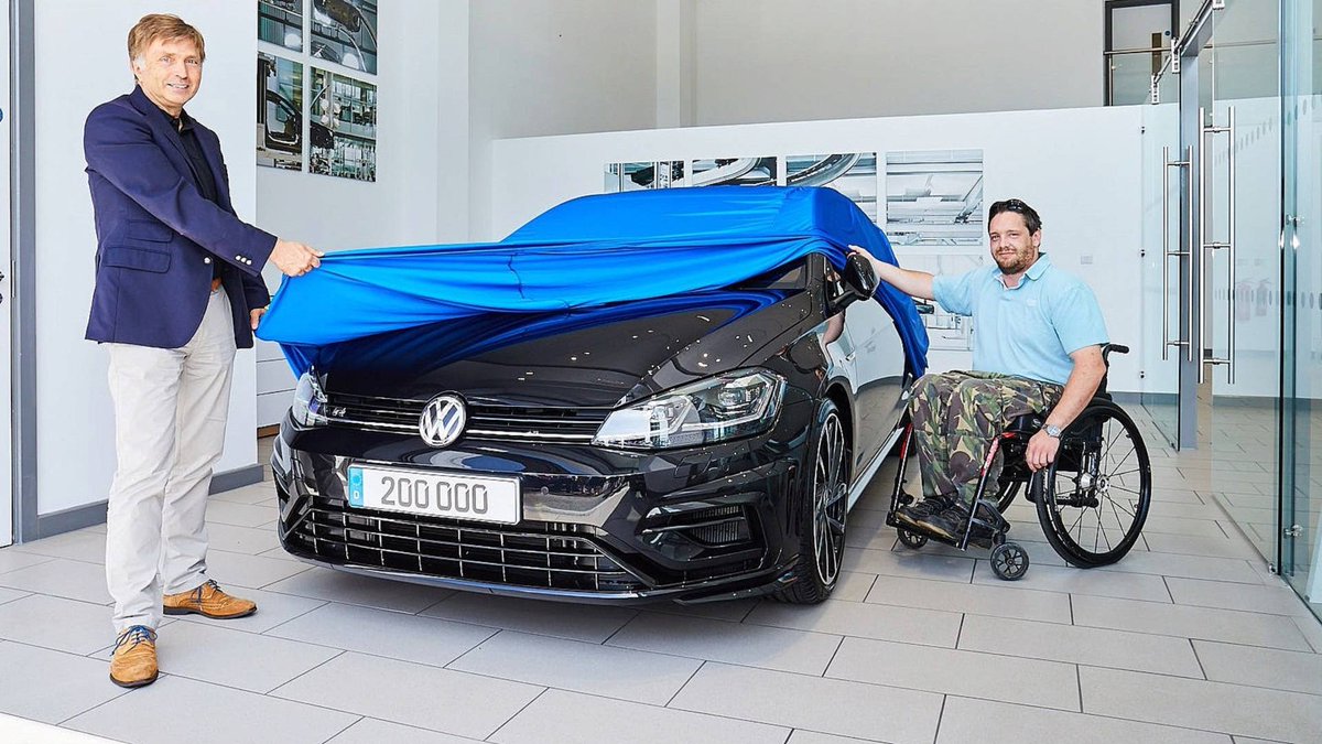 VWvortex's tweet photo. VW Delivers 200,000th R Model - https://t.co/C1ztjcGffs https://t.co/kiOiVxMDc9