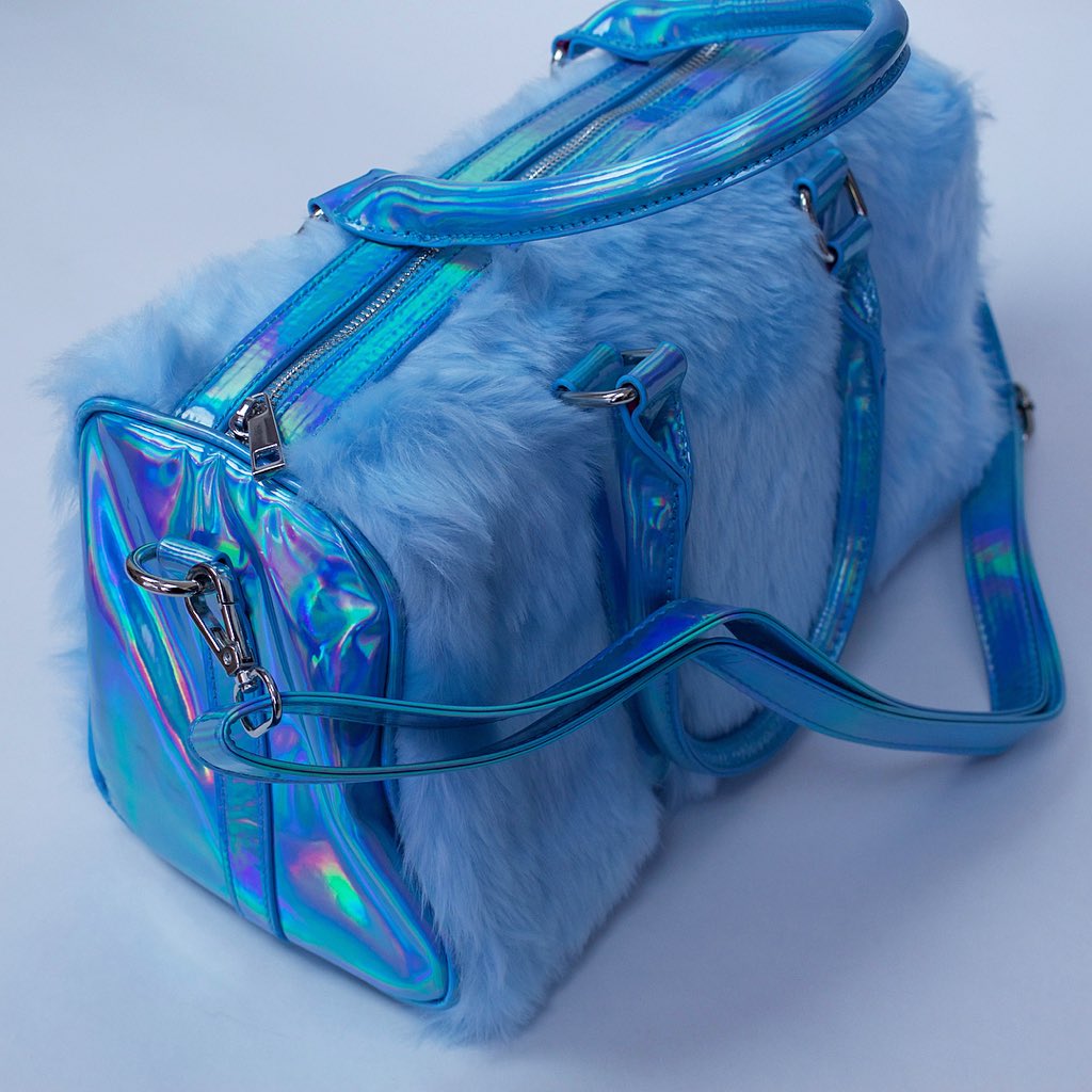 Dolls Kill Weekender Bag atelieryuwa.ciao.jp