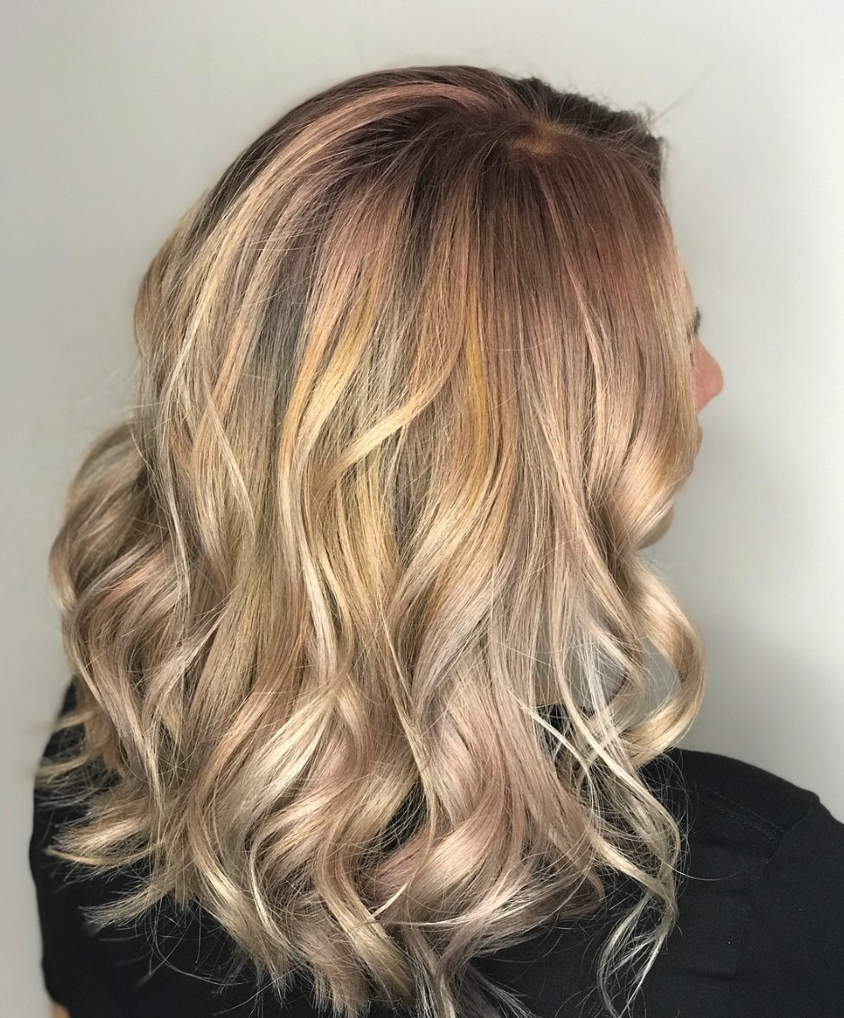 We are loving the rosy pops of color on @jvillegas716's client! She used Rose Quartz from #ColorSync watercolors. This shade range can be a great tool to introduce your clients to change! #Matrix