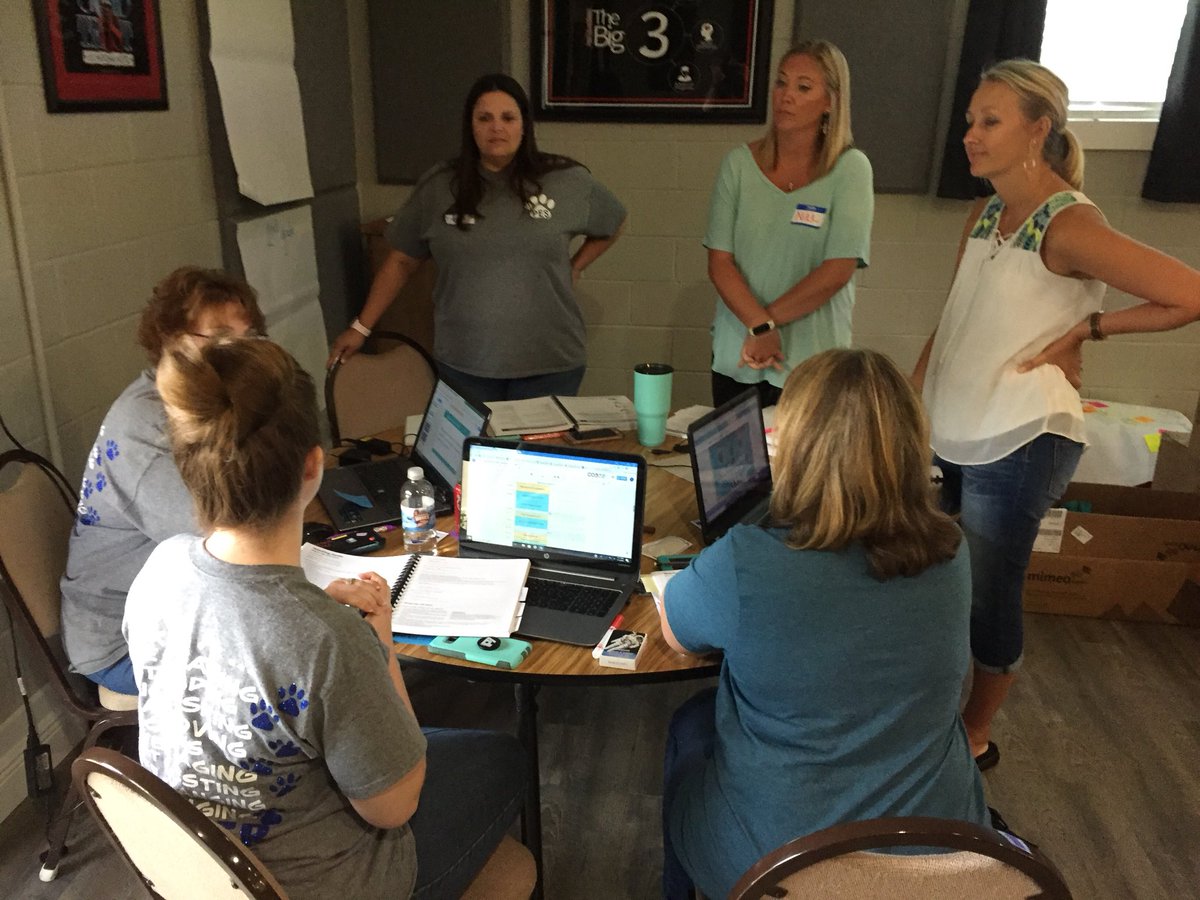 MelissaCAdkins's tweet image. Awesome @TeachCode day in Petal for more Mississippi elementary Ts to get ready for #CS4MS #CSforMS