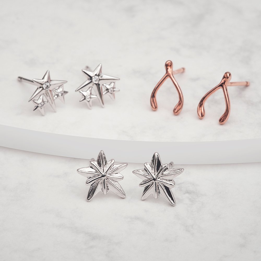 lovechrysalis's tweet photo. For a sparkling summer, we've got the studs ready to bring the heat. ✨https://t.co/mUZEhtKVMX
#summer #summerstyle #wednesday https://t.co/Fir9i9A14c