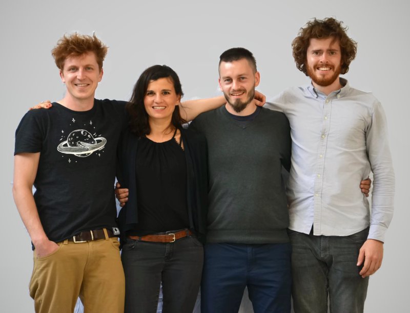EdelkraftInfo's tweet photo. Wer steckt eigentlich hinter EDELKRAFT? Das sind wir .. Oke, Kathi, Georg und Flo.
Wir entwickeln mit großer Freude, viel Engagement und Erfahrung sinnvoll durchdachte Sportartikel. 100% nachhaltig und fair. Made in Germany. https://t.co/pvIG4JhmqA