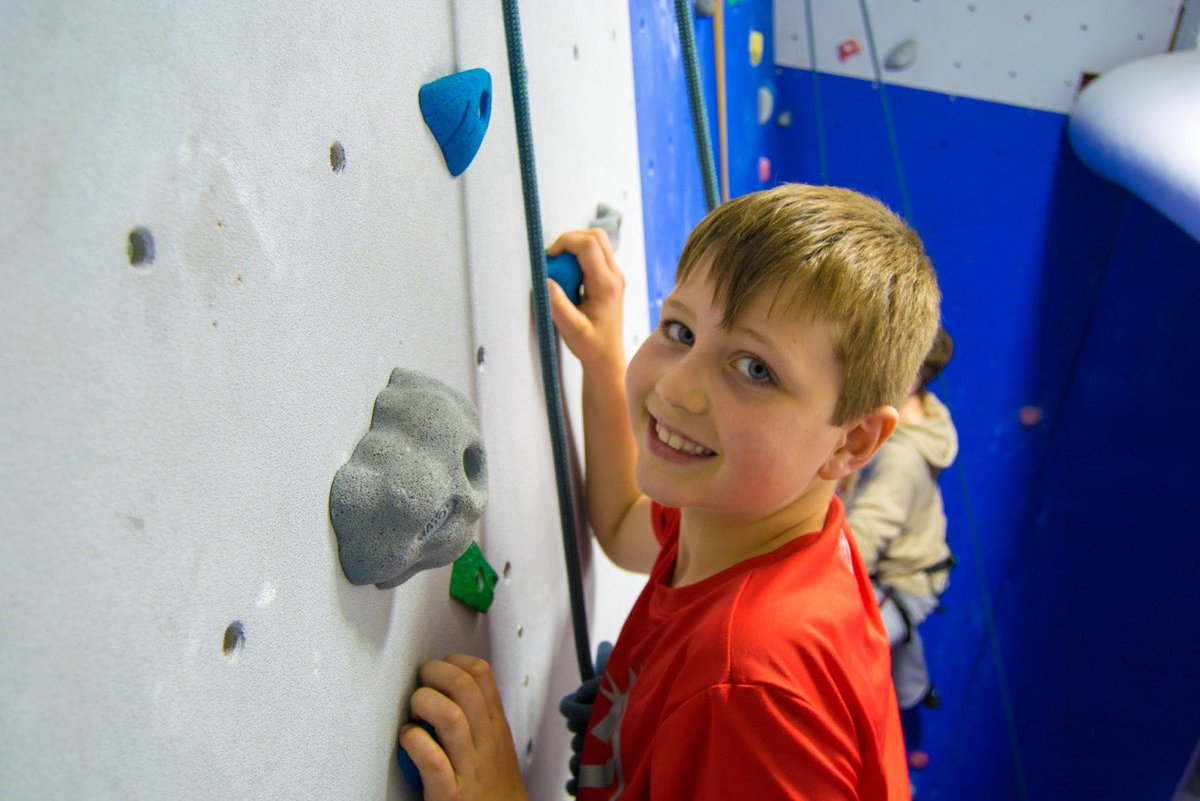 ththighland's tweet photo. High Times in The West Highlands
@youricefactor
#IceFactor
#Kinlochleven
#KidsClimbingClub

https://t.co/bZ7L3BfnqD https://t.co/0m1lDGDpF9