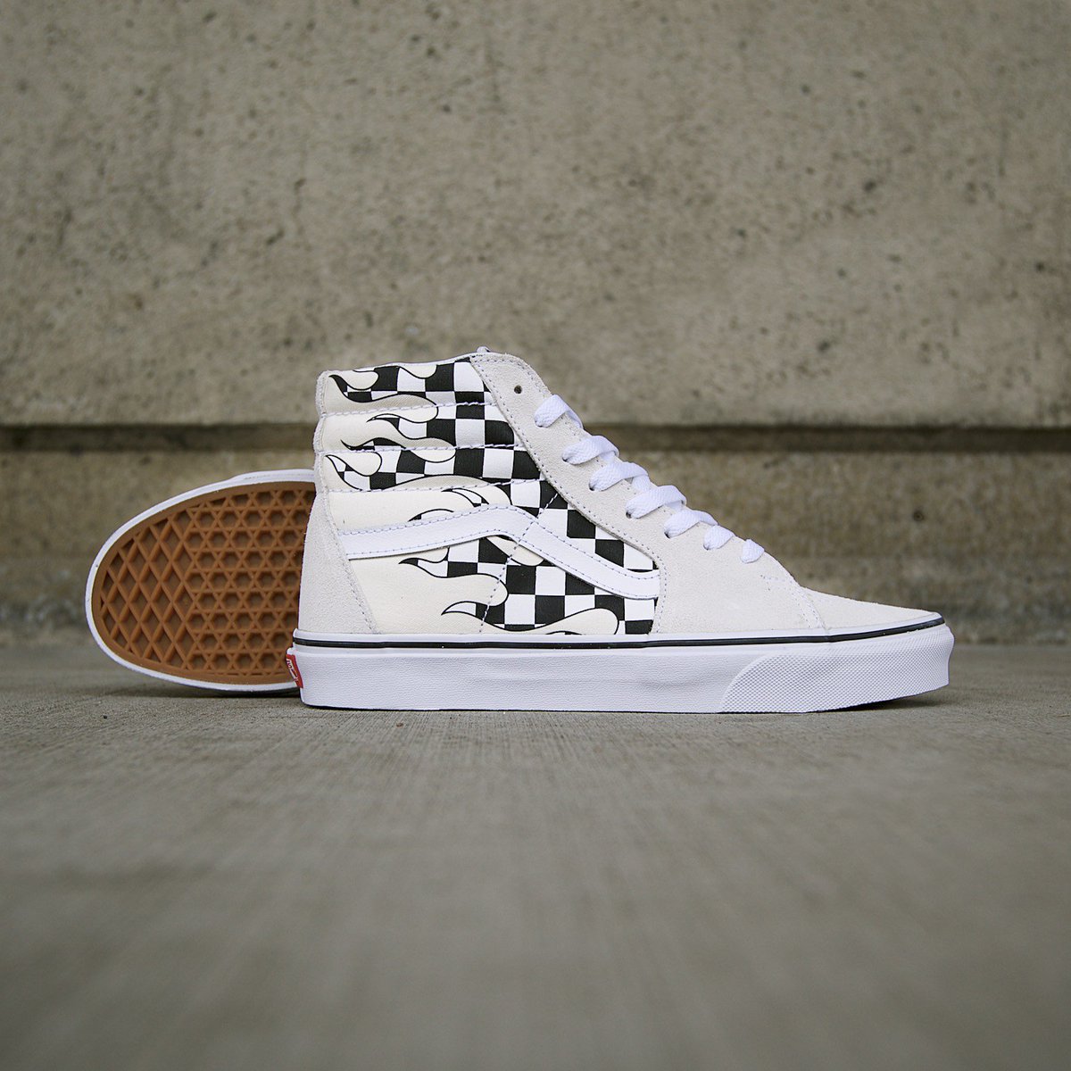 vans sk8 hi checker flame