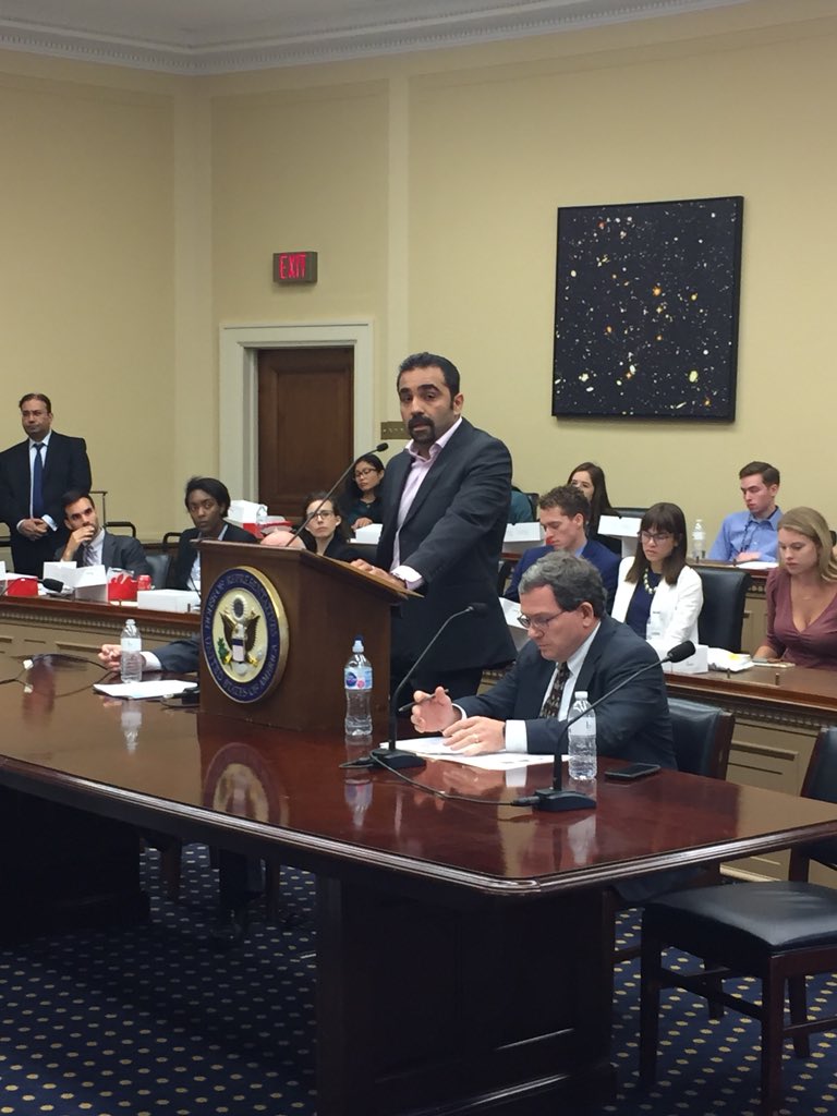 .<a href="/awscloud/">Amazon Web Services</a> Solutions Architect Mayank Thakkar is on the Hill today at a briefing on immigration &amp; green card reform w/ <a href="/CompeteAmerica/">Compete America</a>. “I’m thankful to get a job with a company as innovative and immigrant-friendly as Amazon, but I know other folks who aren’t so lucky,” he said.