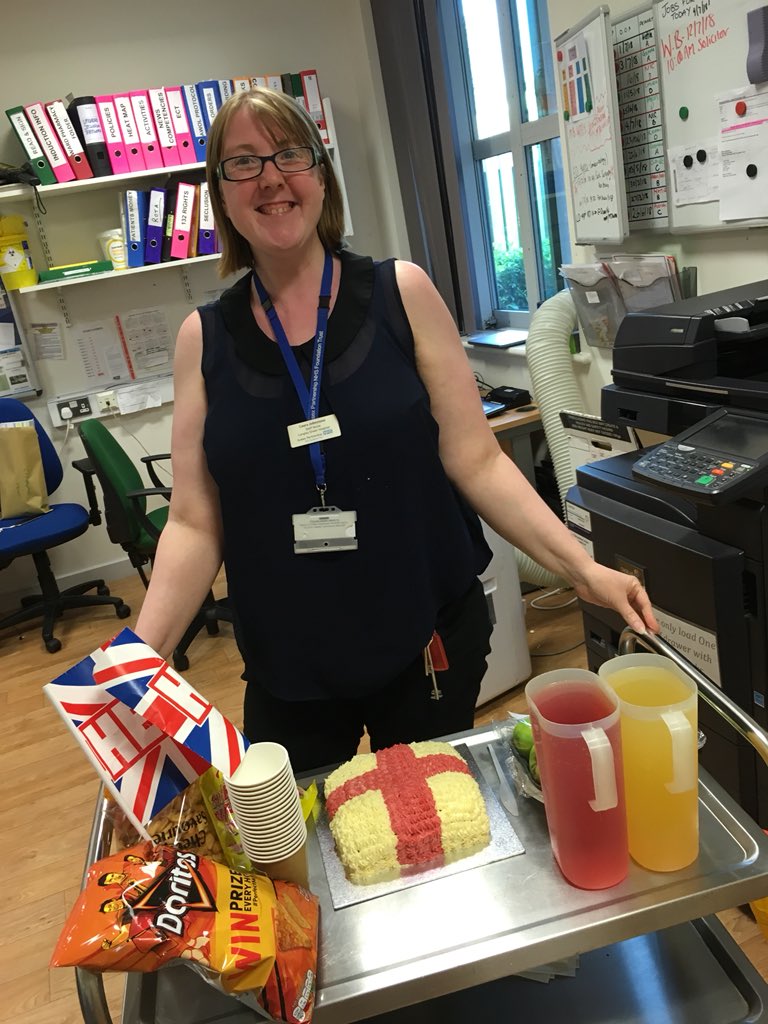 @LGH_AmberPICU  ready for the World Cup game #comeonengland #itscominghome #everyonelovescake