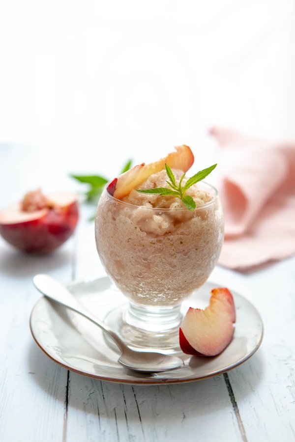 Je laisse ça là pour le dessert. So fresh 🍑
gourmandiseries.fr/granite-peche-…