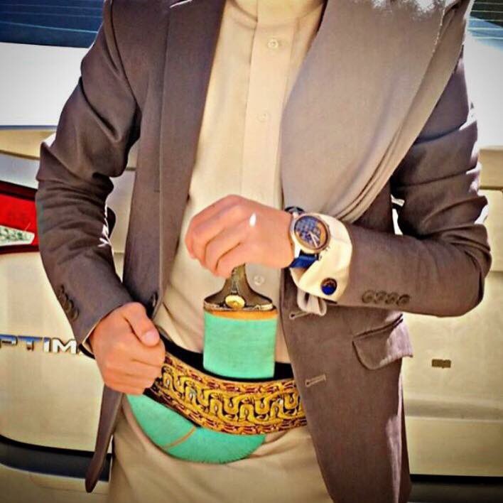 لا تـعـش عـارضـاً نفـسـك للـنـاس،
  منتظراً من يعجب بـك ويثني عليك،
  قـيـمـتـك لـيـسـت فــي الآخــريــن،
           ولاتـقــاس بـرأيــهــم،
         قـيـمـتـك بـداخـلك أنــت،
    ثـقـتـك بـذاتــك تُـحـيِـيـك مَـلِـكـاً 😉
<a href="/K8Ba9x/">ae.83</a>