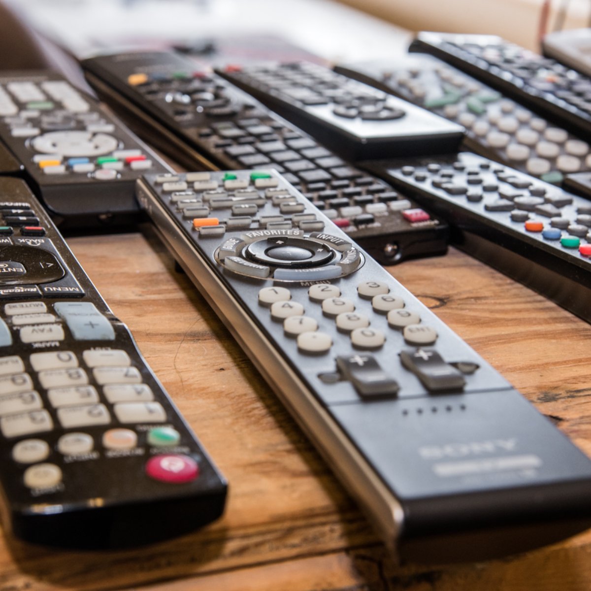 CrownElectrncs's tweet photo. When it comes to getting the service you need, you're in control. #crowntv #appliancerepair #smallbusiness https://t.co/I2qZEmTh83