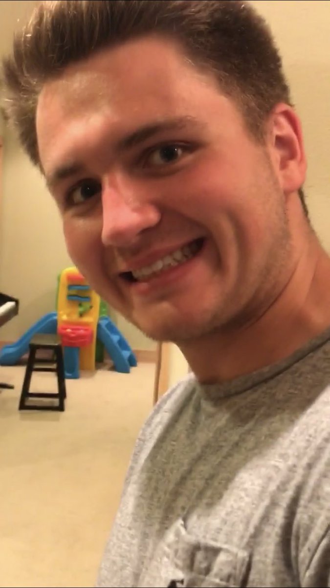 alex_page2's tweet image. Happy Birthday brother 🎈🎈 You can always make me smile so keep it up 😂 have a good one ❤️ @ty_puk