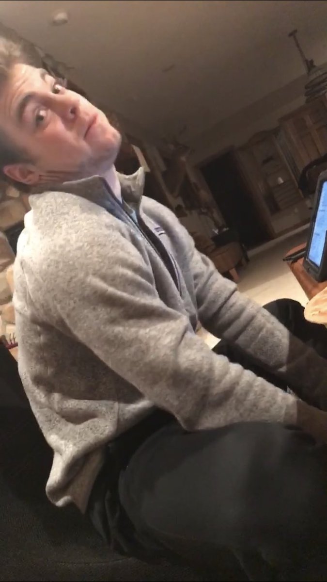 alex_page2's tweet image. Happy Birthday brother 🎈🎈 You can always make me smile so keep it up 😂 have a good one ❤️ @ty_puk