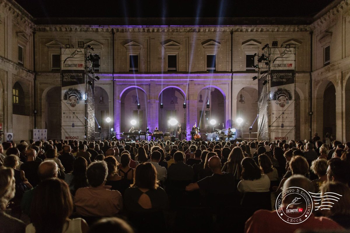 LJF_Locomotive's tweet photo. GRAZIE per aver vissuto con noi ieri la prima notte Locomotive.
Ancora GRAZIE, semplicemente ♥️
#weareinpuglia #pugliaevents #LJF2018 #oltremare #avercuraday https://t.co/V1SK588evj