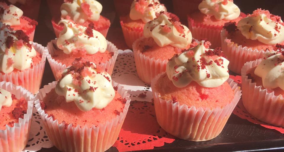 HectersKitchen's tweet image. “Life is uncertain. Eat dessert first.”-Ernestine Ulmer

Come to Hecter’s Kitchen and order one of the chef’s famous dessert's. They are made to satisfy any sweet tooth. We look forward to your visit! #WednesdayWisdom #Dessertlovers #AtlantaRestaurant #GeorgiaState #GradyHospital