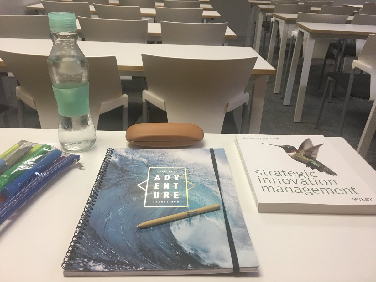 garethsmithx's tweet image. A d v e n t u r e starts n o w.
—————————————————
Last semester of my Honors Business Degree 🙋🏻‍♂️ Let’s do this. 
#honours #lastsemester #lecturetime #readytogo