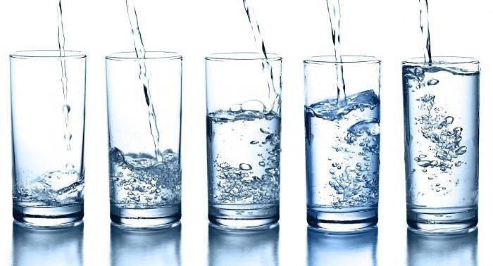 corretureto's tweet photo. ¿Eres consciente de la importancia de estar bien hidratado? 💦👍🏻 Estamos compuestos por 80% de agua, ¡la necesitamos! Y más con este calor... ¡ánimo!
#corretureto #trail #running #triatlon #reto #entrenamiento #correr #ultratrail #entrenamientoonline #entrenadores https://t.co/33tY8JvB2k