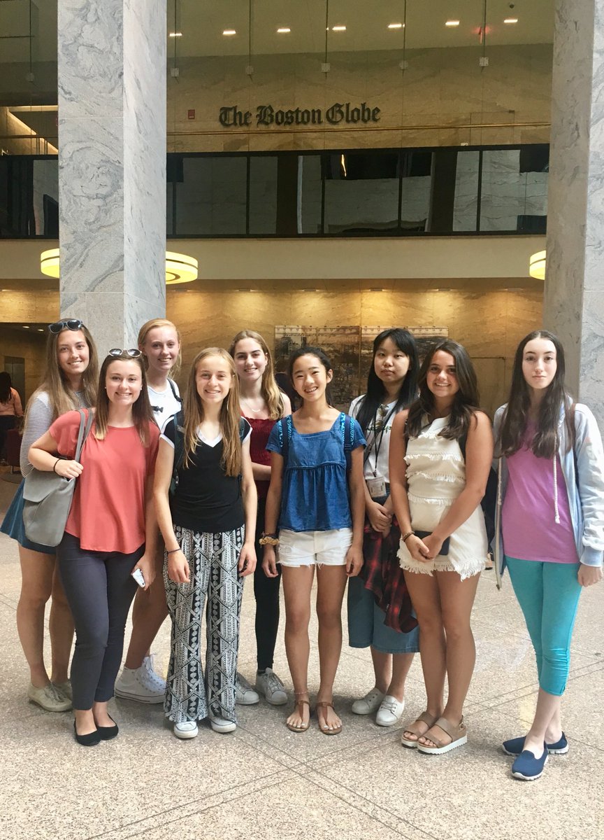 writeonjuliet's tweet photo. New England Center for Investigative Reporting students on tour at The Boston Globe. Thank you Scott Allen, Jim Matte, ⁦@GlobeMcGrory⁩, ⁦@MarkAShanahan⁩, ⁦⁦@MeredithGoldste⁩, and all of the other amazing Globe staffers for your time #NECIRBC https://t.co/XKyOakQria