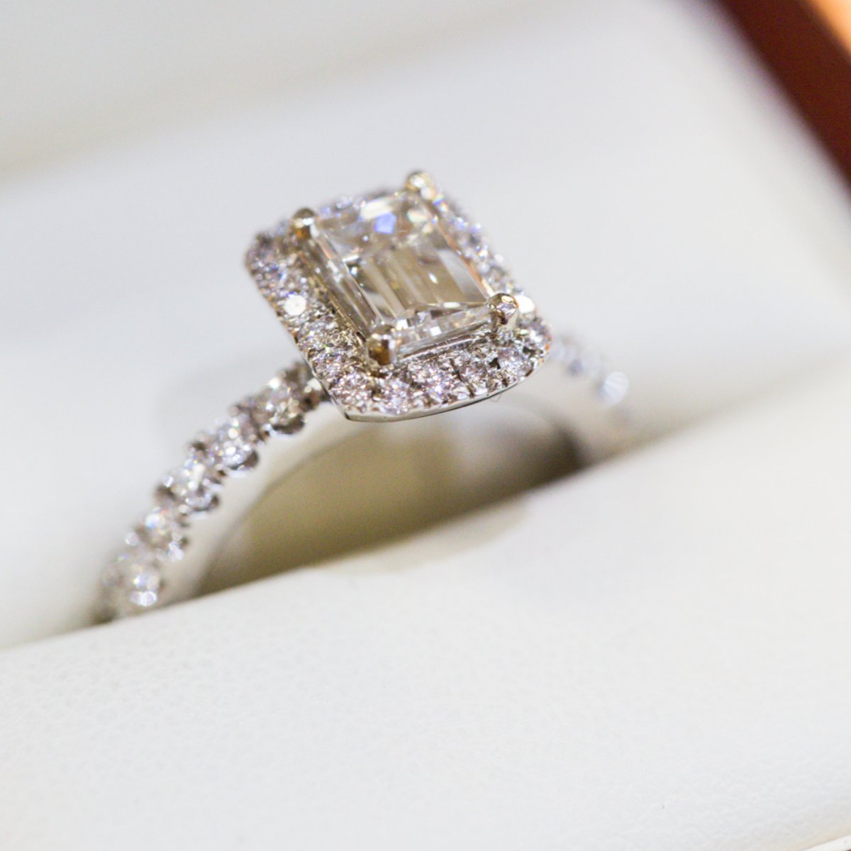 David's Jewelers (Davids_Jewelers) Twitter