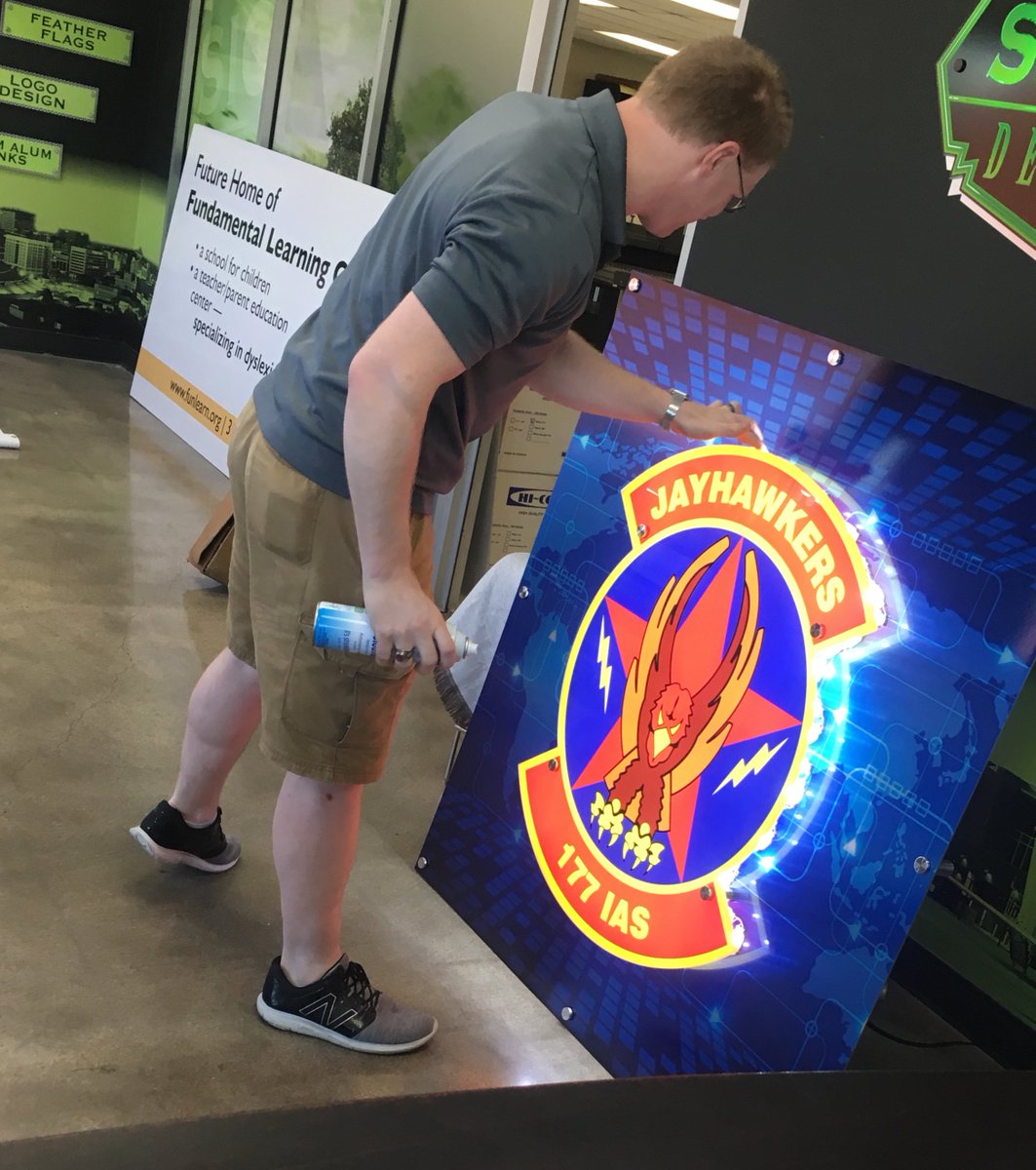 SignsDesignLLC's tweet image. It’s always cool to get the opportunity to do jobs like these! This sign turned out stellar!