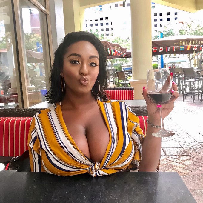 Wine and titties anyone ? 😆🤪🍷 (yes my boobs are on the table) 😂 #instagood #miami #florida #allnatural