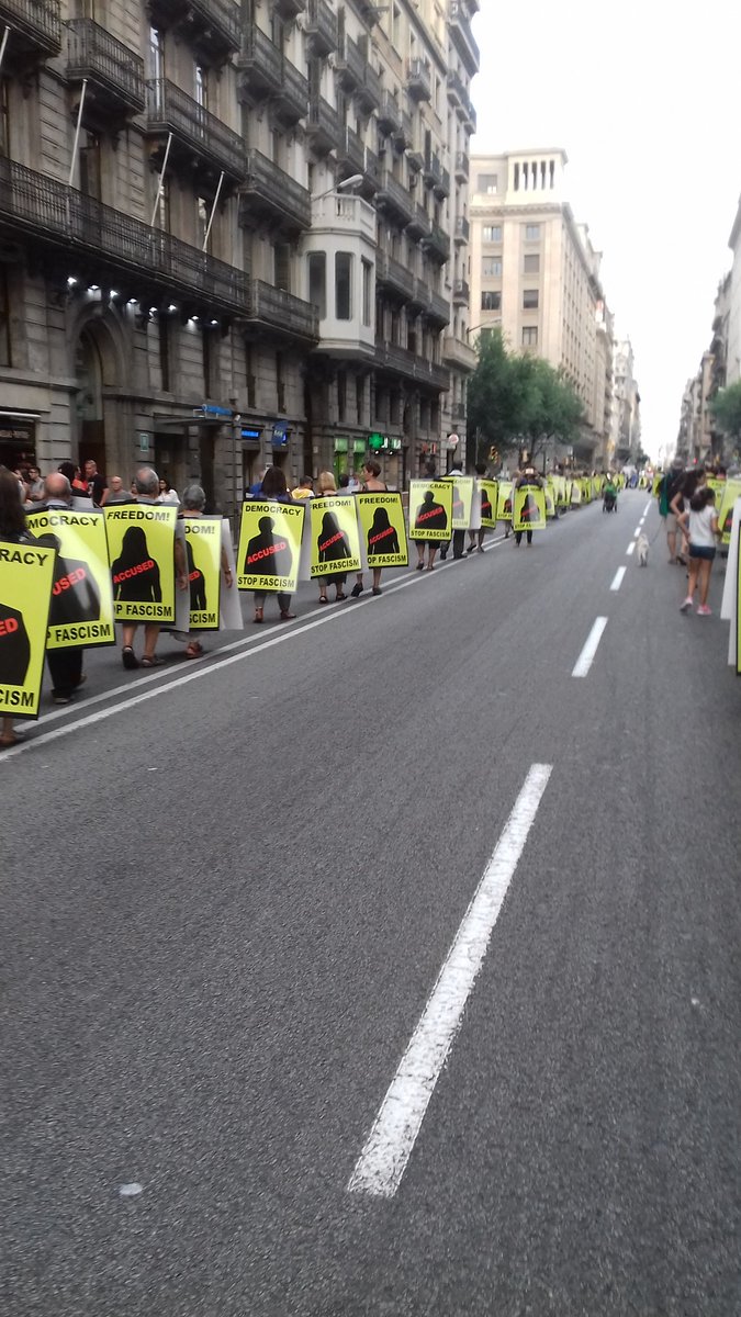 Marxa per la llibertat dels presos polítics a Barcelona #estatcatala @CridaLlibertat @sulidarita @CorsicaAmnistia