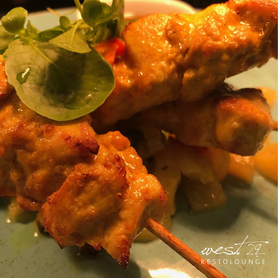 Our Moroccan Chicken Kabobs...Yummo..defo worth a #West29 <a href="/Westcourthotel/">Westcourt Hotel</a> <a href="/WoodrowsBar/">Woodrows</a>