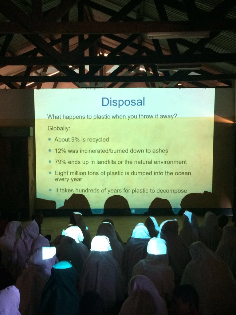 lamumarine's tweet photo. Our Education Program boated to Kipungani Primary School today.
Our new volunteer Conor Hails from Cornwall Uni, England, Spearheaded The Environmental Education session on Waste Management & Disposal with the help of our #lamcot team lead by our Sara Njenga. https://t.co/vZspeemiA2