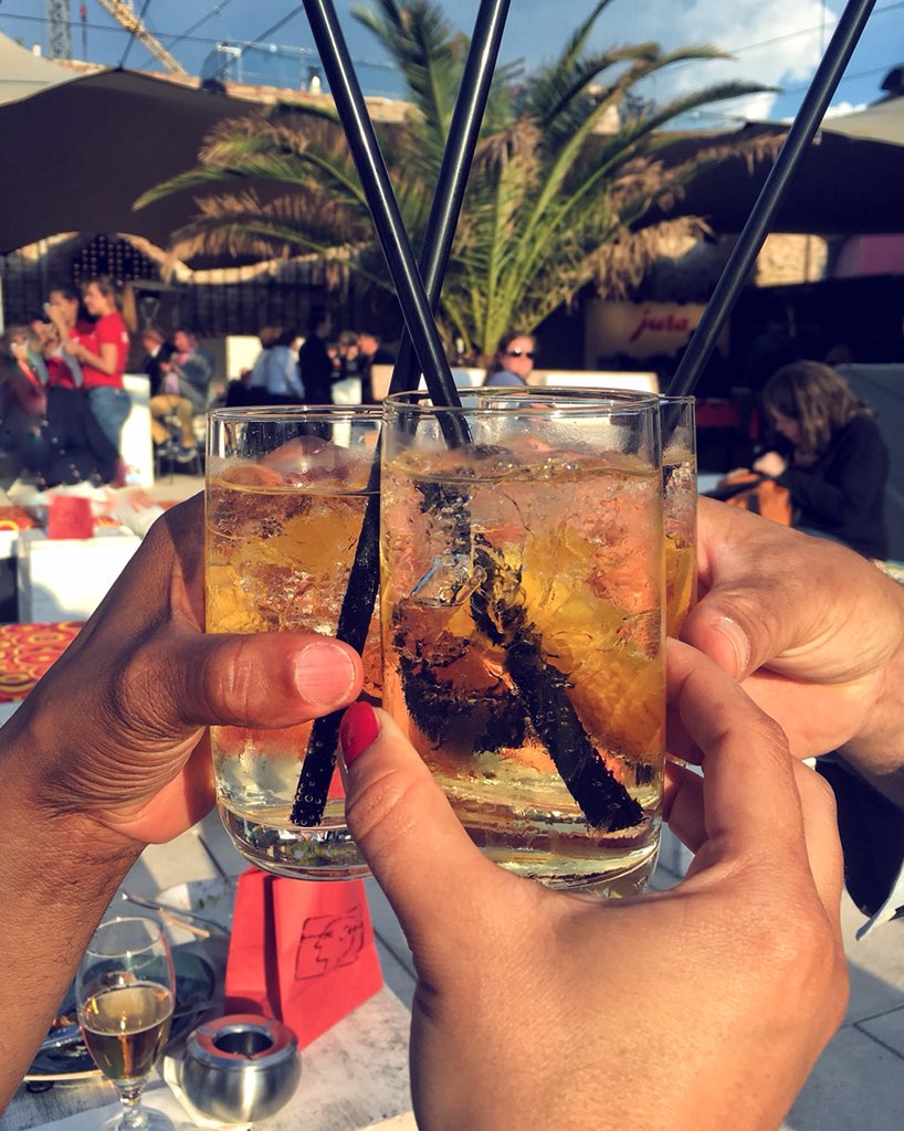 GitaKurdpoor's tweet photo. End of the day Cocktail 🍹
#cheers @IFA_Berlin 
#IFAMediaNight 
#IMB #IFA2018 #Berlin #gfu #hitech #technews #smarttech #wireless #consumerelectronics #electronic #iot #technic #tech #devices #smartphones #hifi#techlife #photography #GitaKurdpoor
#photo @gitakurdpoor https://t.co/QHZRVWuYU9