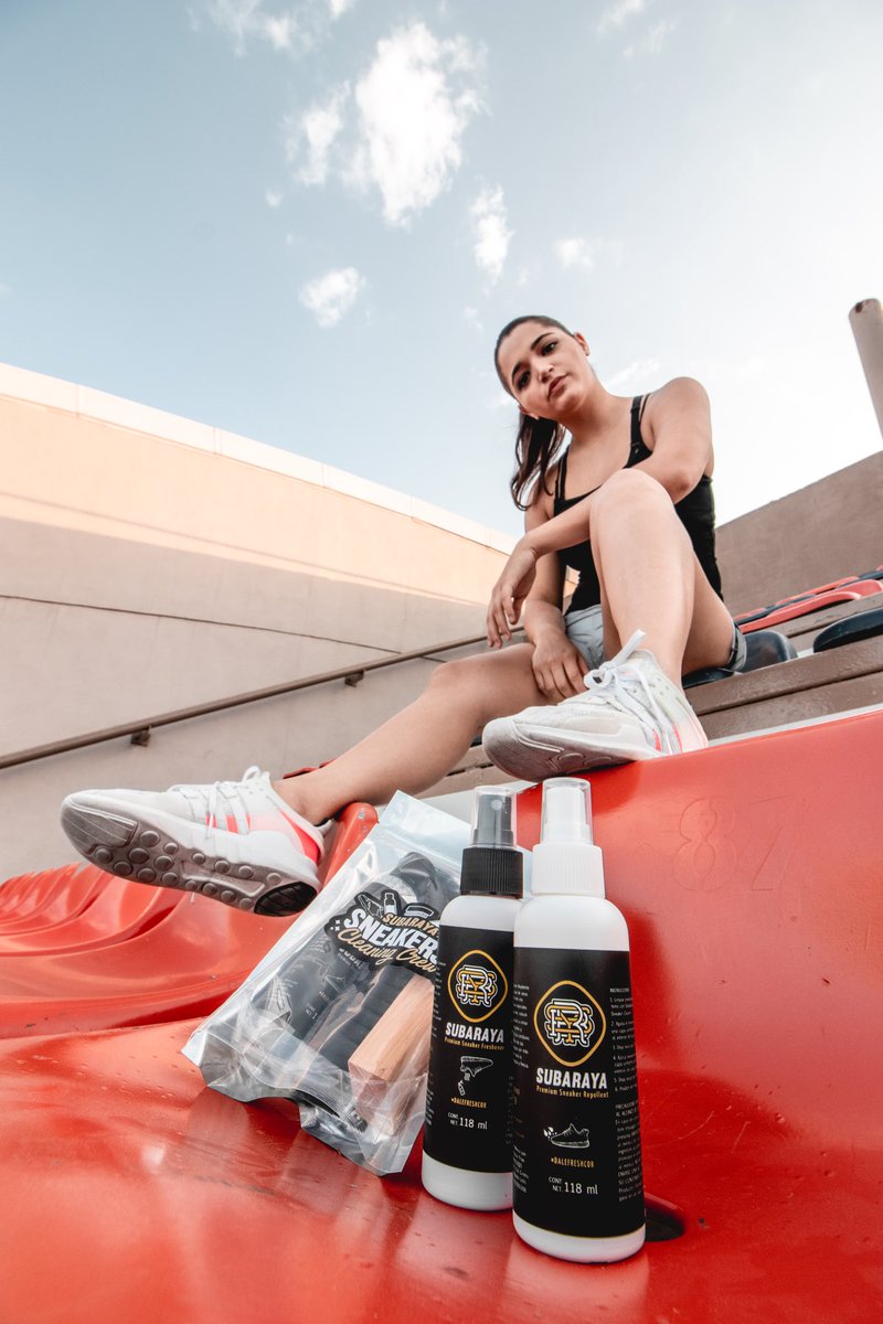 subarayamx's tweet photo. No es el #sneaker ,es quien lo usa.
#DaleFreshcor https://t.co/ZlkmOLnTib