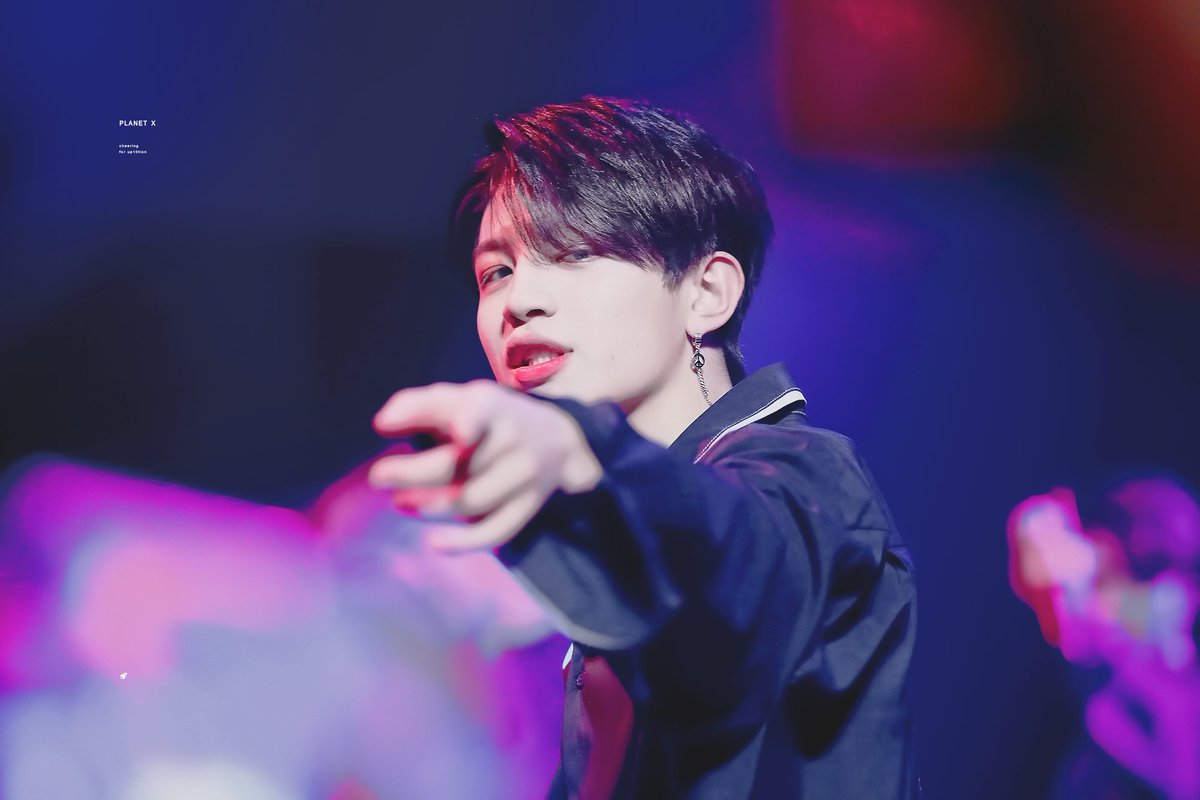 u10tpics's tweet photo. 180627🔸cr. planetx #JINHOO https://t.co/KPWU8YH3Je