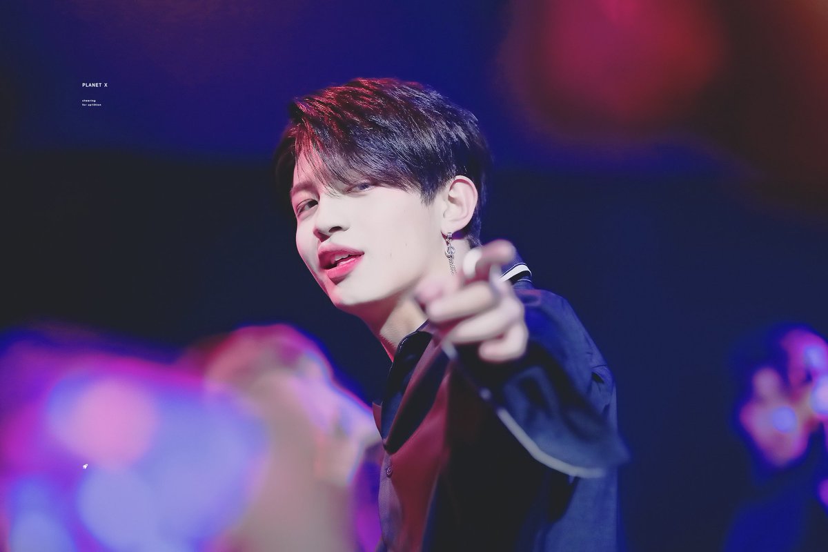 u10tpics's tweet photo. 180627🔸cr. planetx #JINHOO https://t.co/KPWU8YH3Je