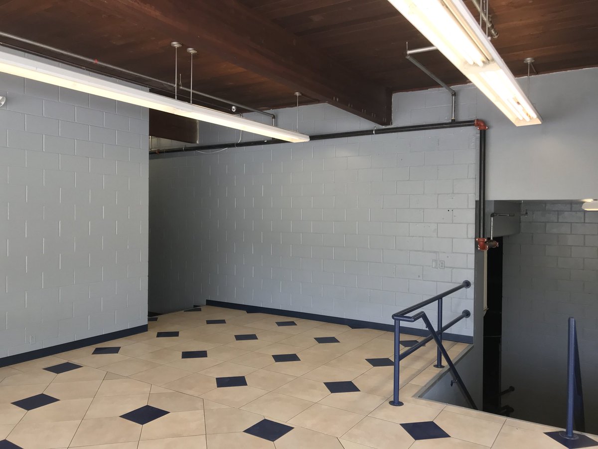 bucshockey's tweet image. Anyone wondering what’s going on at Buccaneer Arena?
#TheShowisComing #Changesarecoming