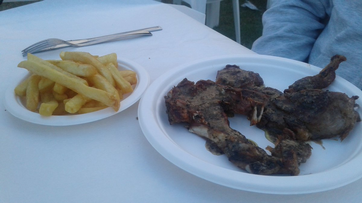 Ragazzi che mangiata! Anche quest'anno la sagra a Strettura non ci ha deluso. Intanto leggete degli scorsi anni….
sagreinmoto.altervista.org/sagra-bruschet… e guardate quest'anno! #tartufo #strettura #bruschetta <a href="/StaseraSagra/">Stasera Sagra</a> <a href="/BorghiandSagre/">Borghi&Sagre</a> @sscinic <a href="/LucaPery/">Luca P.</a> <a href="/VoceDelVerboPar/">VoceDelVerboPartire</a>