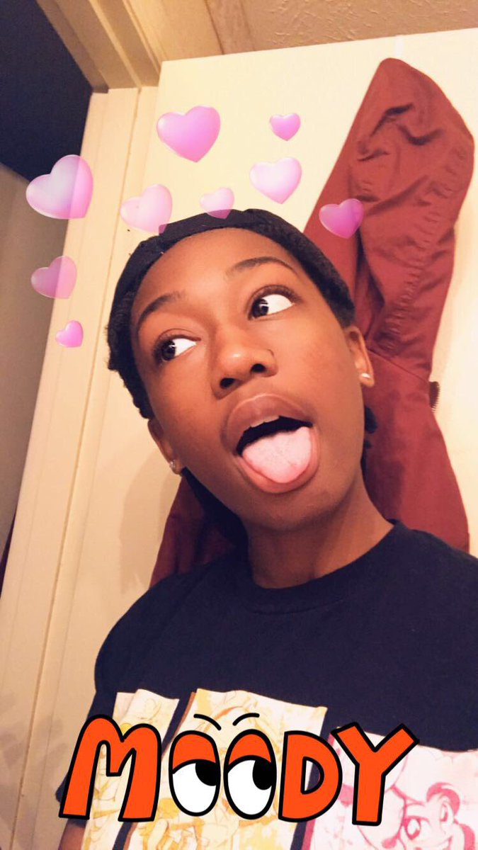 SansurfDandy's tweet photo. #WhosWhoatVstate
Hiiii I’m Sandra but people call me Sandy....or any other slightly butchered form of my name😂
✨ Im a sociology major
✨ Im pretty nice but it takes a little bit for me to open up but we should be still be friends 😁 #VState22 https://t.co/SU2X6NdArx