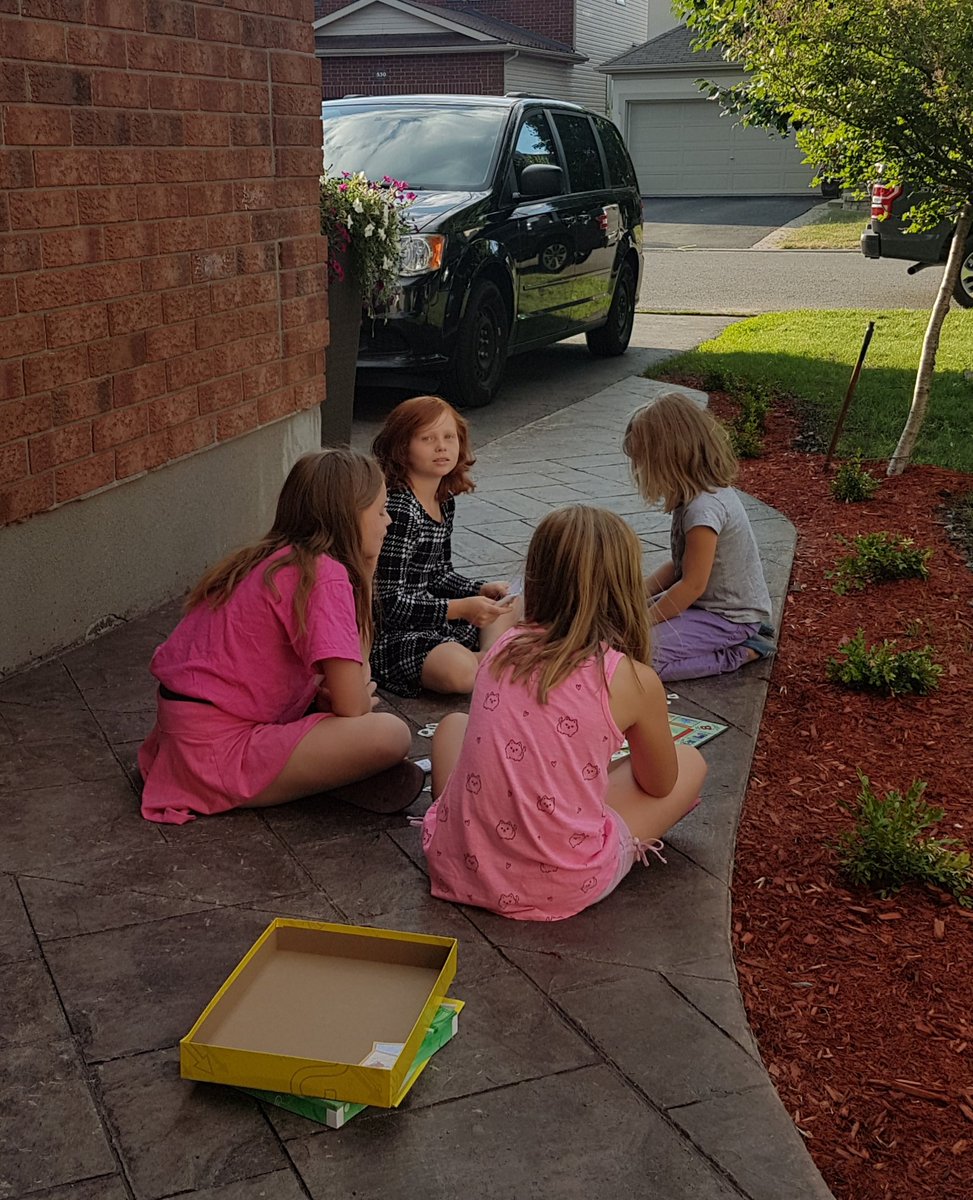 JasonMcDonald5's tweet photo. When a bilingual game Monopoly Junior breaks out on your walkway. @Hasbro #MonopolyJr #GreenCar https://t.co/rPU5DX3Lu0