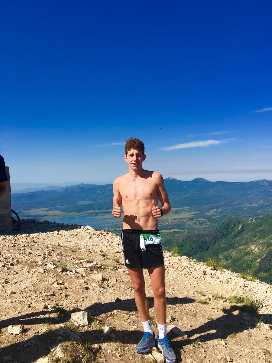 leeannaf's tweet image. Another trail race in the books @LFatovic #2018HahnsPeakHillClimb #elevation10389feet MaleAG3 OverallMale24 #SteamboatRunningSeries
