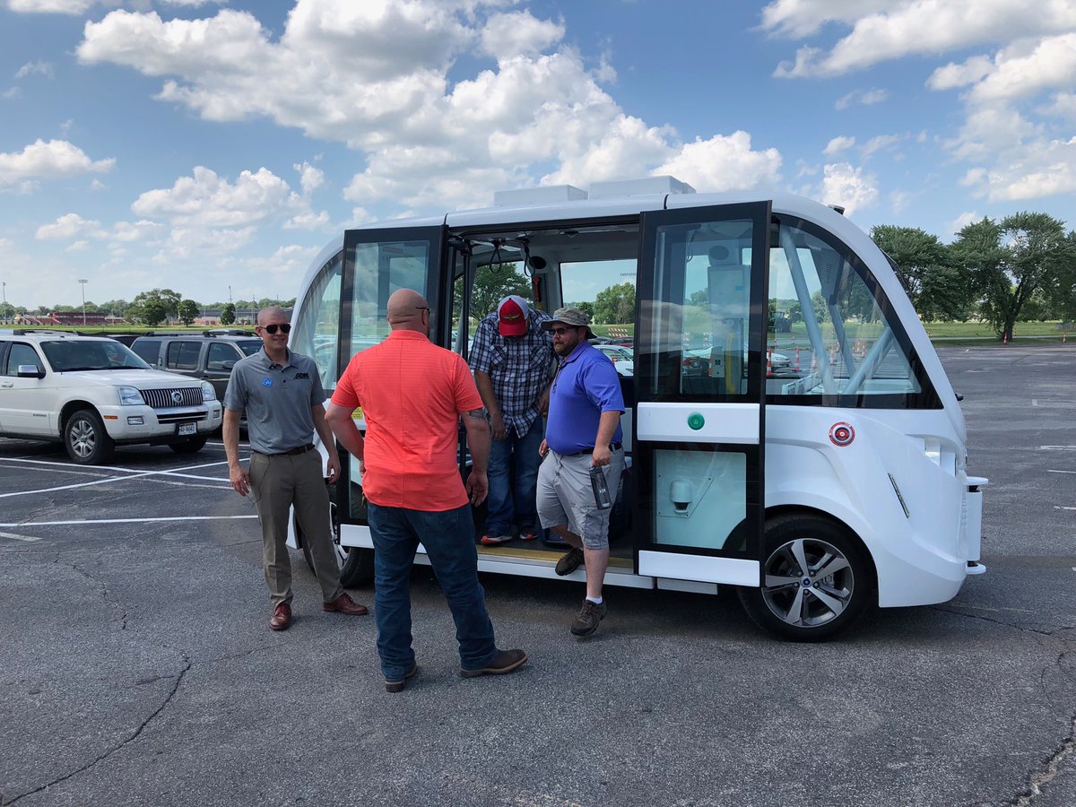 APWAStephen's tweet image. Test riding the Navya AV shuttle in Lincoln, NE. Route accuracy within 2-3 cm.