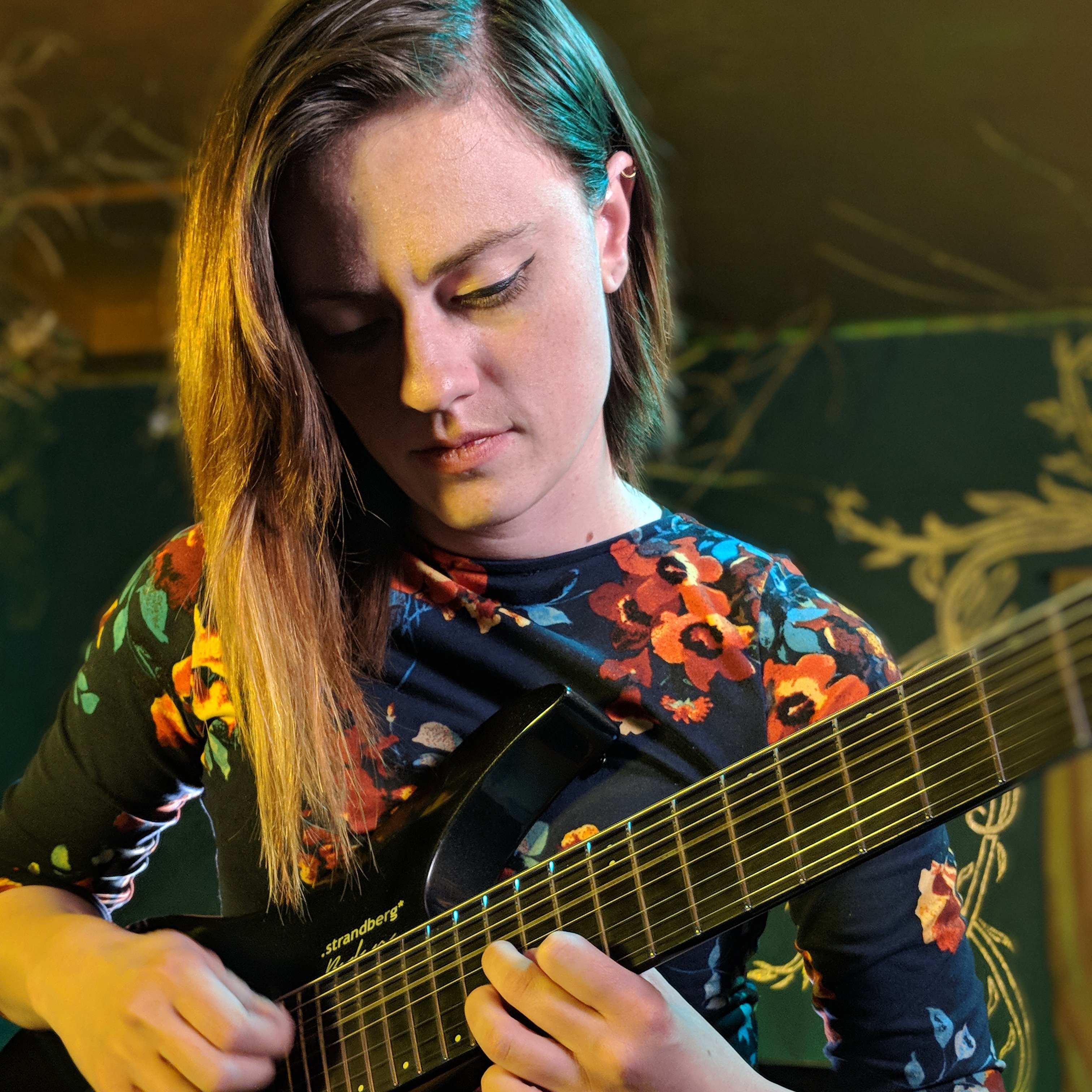 Sarah 2024 longfield guitar