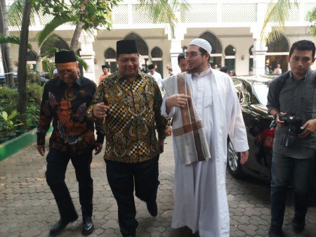 Golkar Siap Rangkul TGB metrotvn.ws/0kp2WGLN