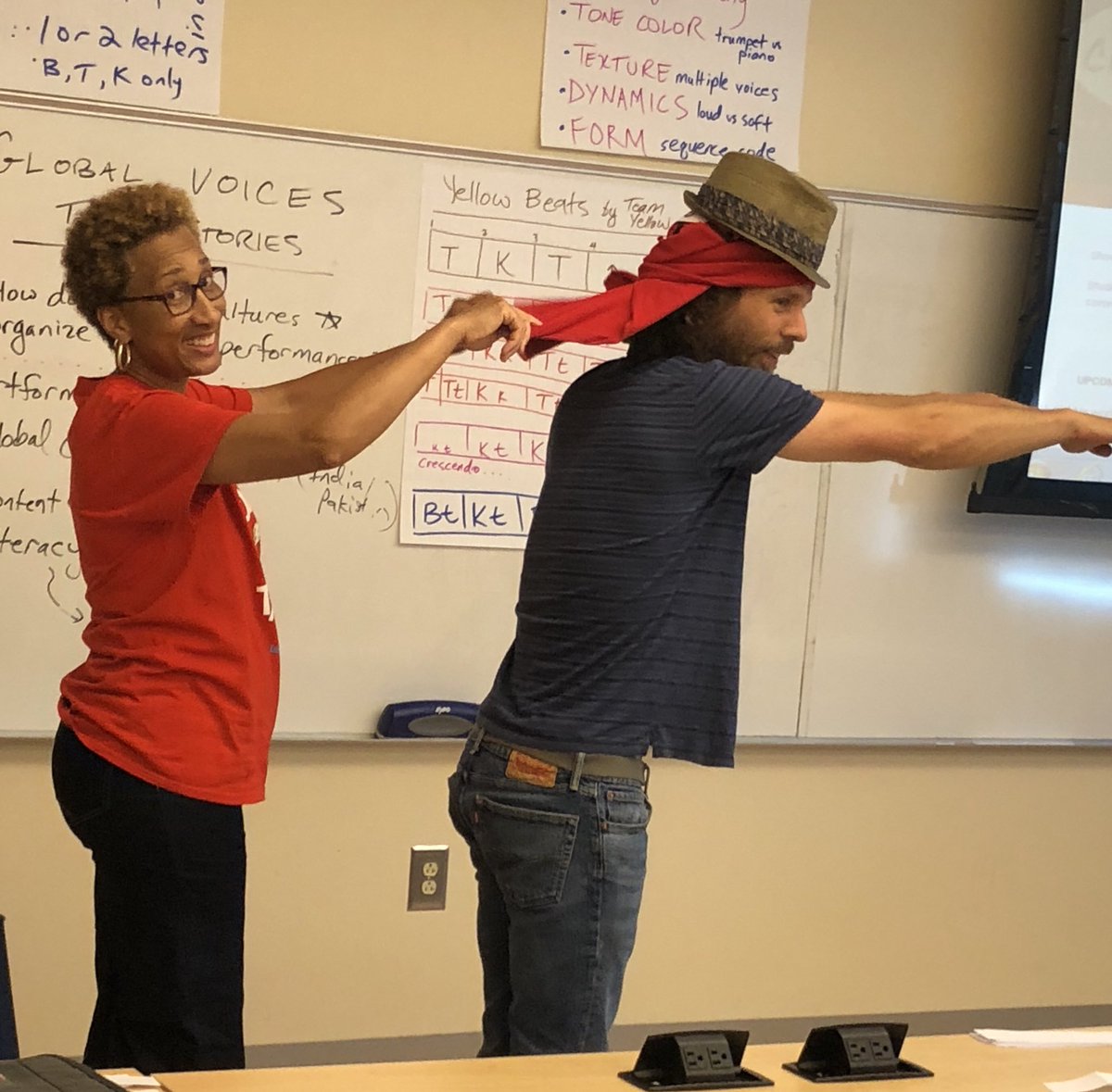 PGIntegrateArts's tweet photo. Super Teaching Artist Max Bent and Super Facilitator Jemil Miller kick off day two for the Green Team #PGATI2018 https://t.co/e1Bqd5Mo7E