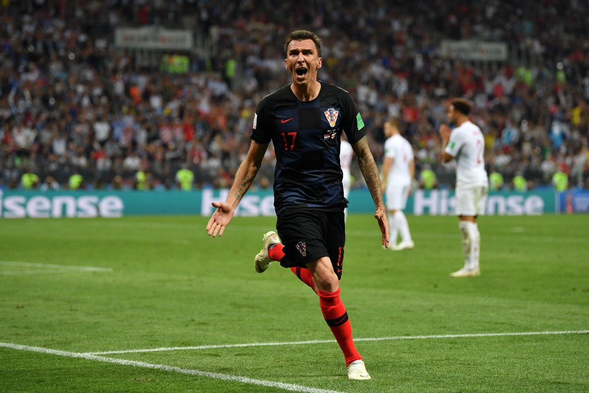 👏👏👏 Congratulations <a href="/MarioMandzukic9/">Mario Mandžukić MM17</a>! Onto the #WorldCup Final! ⚽️🇭🇷 <a href="/HNS_CFF/">HNS</a> 

#JuveWorldCup #ForzaJuve #TeamCroatia